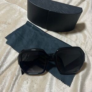 Prada Elegant Black Sunglasses